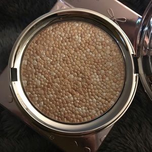 SOLD- Ciate London Confetti Highlighter